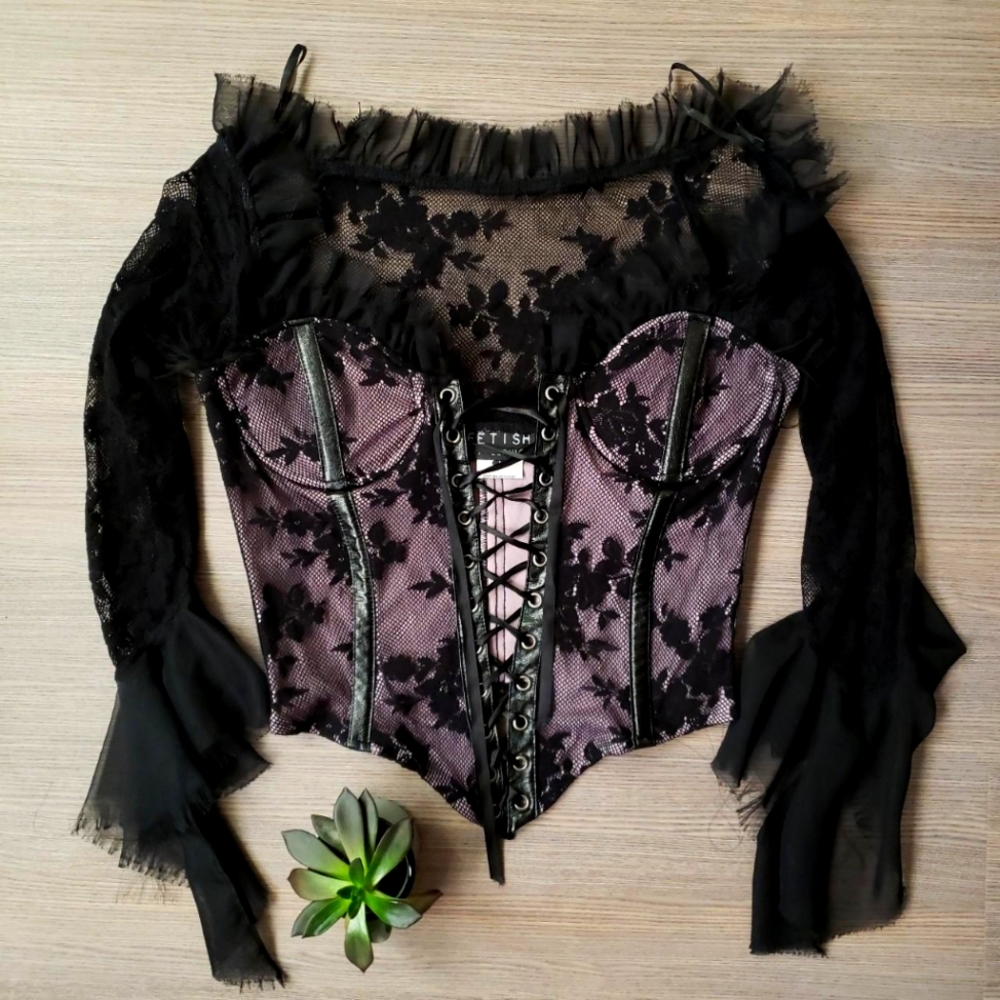 Fetish Lip Service Lace Waist Clincher